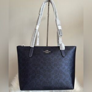 COACH Fiona zip tote